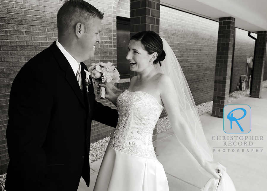 Amy and Rob relax after the ceremony