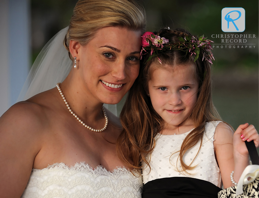 Alison and the flower girl in some nice early evening light