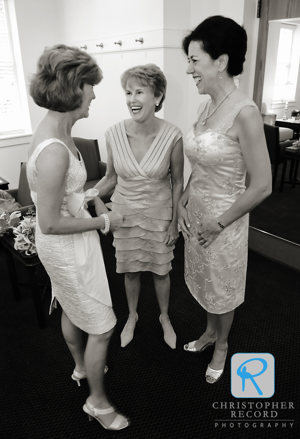 Monette and her bridesmaids reminisce before the service