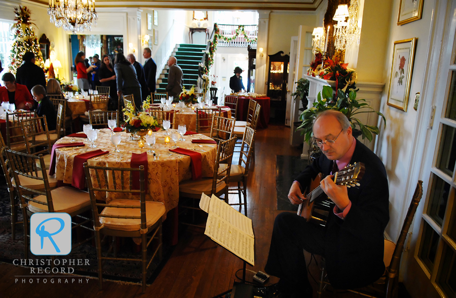 Guitarist Charles Vaughn adds to the atmospher at The Morehead Inn