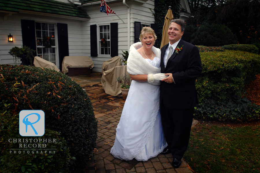 Barbara spots Pete's surprise, a carriage for a ride following the reception