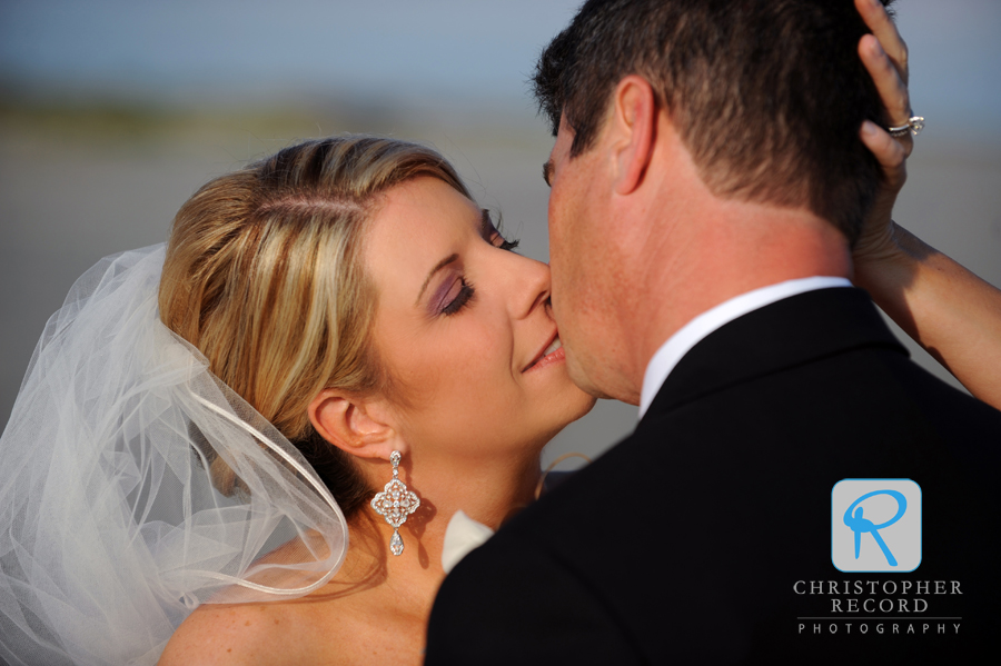 A kiss on the beach