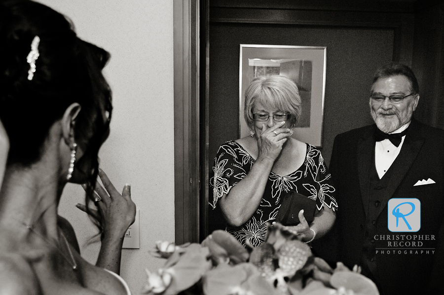 Ryan's parents see Tara just before the ceremony