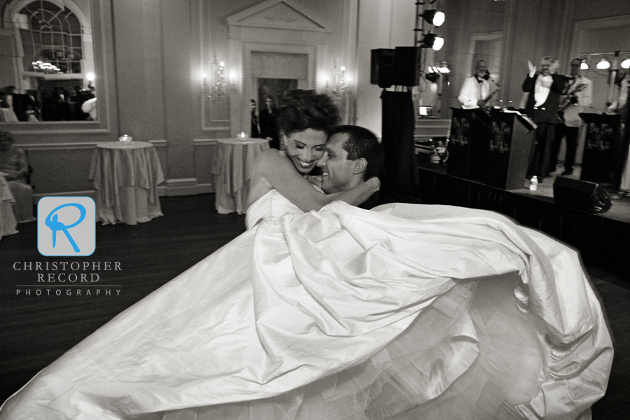 They capped the beautifully choreographed first dance with a lift and a spin