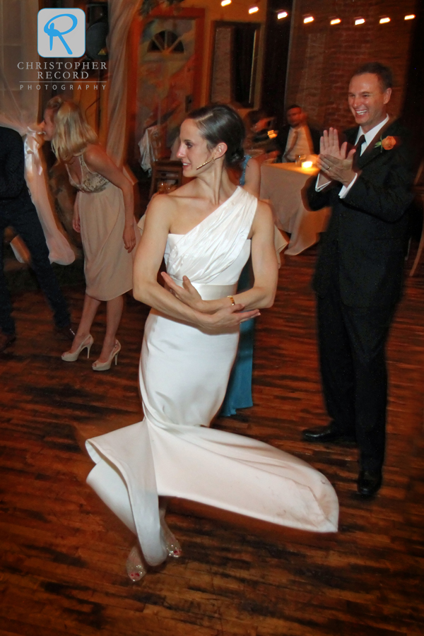 Alessandra briefly went into ballerina mode